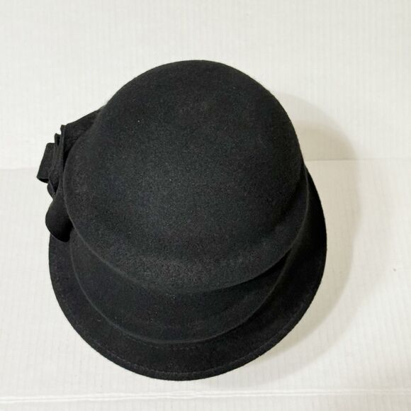 Betmar Alexandrite Cloche Hat Rosette Flower Black Wool Satin Lined Turban Folds main image 6